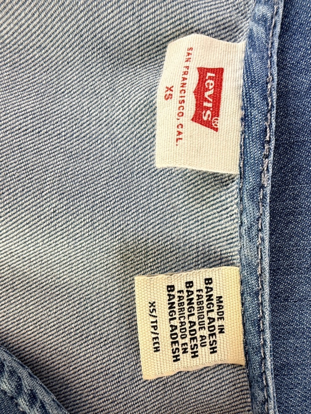 Levi’s Chambray Smocked Waist Midi Dress Button Front Tencel Cottagecore XS - Picture 6 of 9